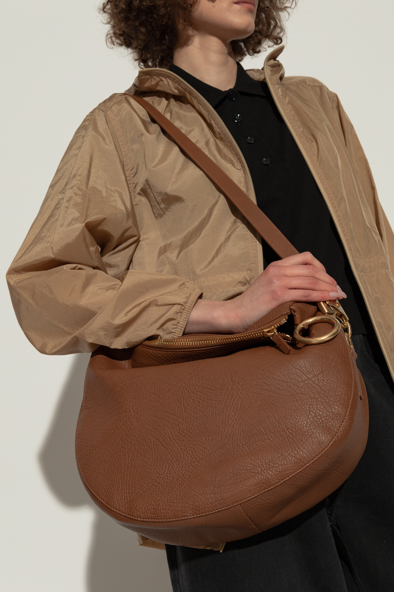 ショルダーバッグ・ポシェット Burberry Knight Medium Grainy Leather Shoulder Bag medium Knight leather shoulder bag – LISKAFASHION
